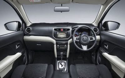 Toyota Rush AT_Interior